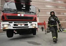 Спасатели из Алтайского края спасли человека на пожаре