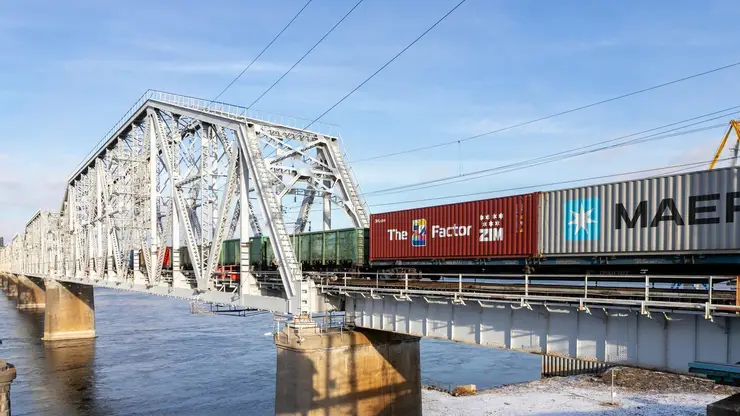 Перевозки контейнеров на Красноярской железной дороге в январе–феврале выросли на 38,7%