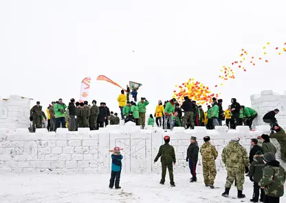 Больше 10 тысяч человек посетили реконструкцию старинной сибирской забавы под Красноярском