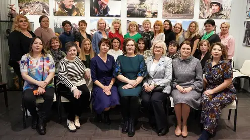 «Единая Россия» поздравила женщин-волонтеров с Международным женским днем