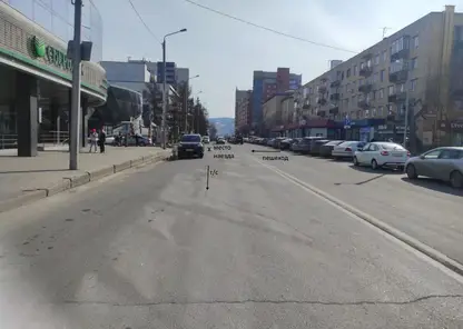 12-летняя девочка попала под колёса автомобиля в центре Красноярска