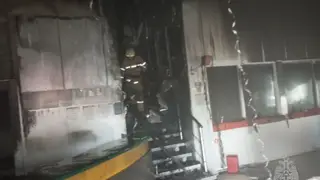 В Красноярске в автомойке на ул. Партизана Железняка произошёл пожар