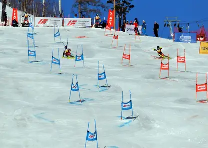 Красноярец Иван Бушмин выиграл серебро этапа Кубка России по горнолыжному спорту