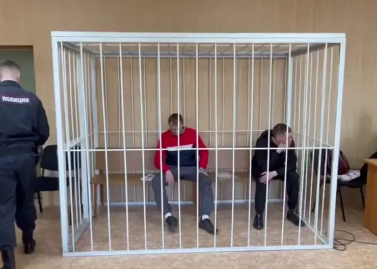 Двое заключенных сбежали из колонии в Новосибирской области. Их поймали и осудили