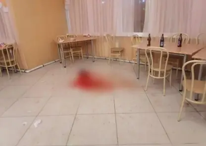 Житель Хакасии убил мужчину бутылкой из-под шампанского
