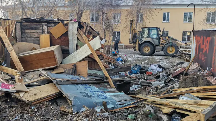 В Красноярске в Кировском районе за год снесли 205 временных сооружений