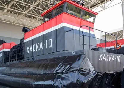 Для Крайнего Севера в России начали первые испытания судна «Хаска-10» 