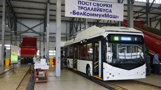 В Красноярске собрали троллейбус