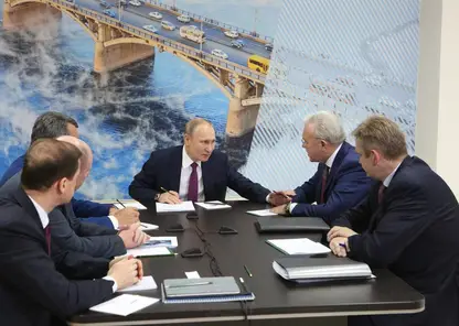 Губернатор Красноярского края поздравил с юбилеем Владимира Путина