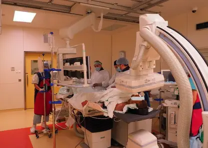 Красноярские рентгенхирурги осваивают новую технологию лечения патологии сосудов