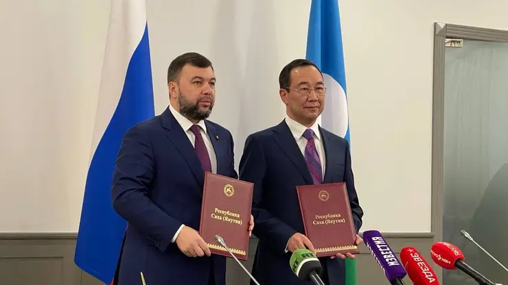Соглашение о сотрудничестве ДНР и Якутии подписали главы республик Денис Пушилин и Айсен Николаев