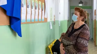 Роспотребнадзор Алтайского края рекомендовал носить маски из-за роста заболеваемости ОРВИ