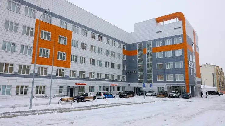 В Центральном районе Красноярска открыли крупнейшую за Уралом поликлинику