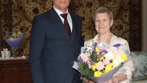 Жительница Красноярска отметила 100-летний юбилей