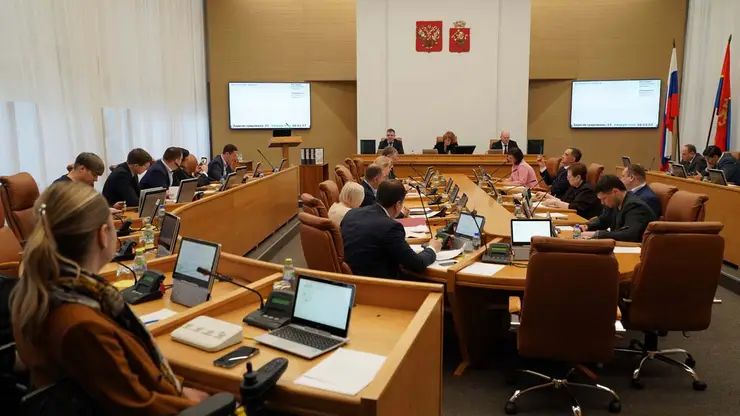 В Красноярске приняли городской бюджет на 2023 год