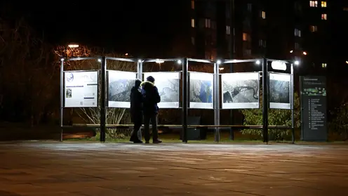 В Красноярске на правобережной набережной заработала экспозиция «Сибирь из космоса»