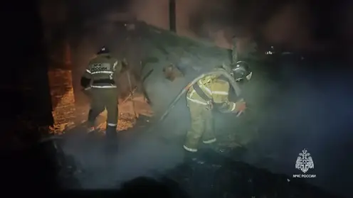 Два пожара произошли в Красноярском крае за сутки из-за неправильной эксплуатации печей