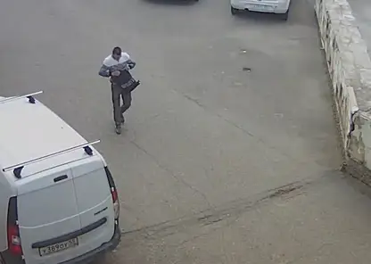 Житель Омска украл ноутбук после собеседования на работу