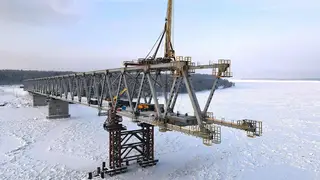 Строительство Высокогорского моста в Енисейском районе выполнено на 50 %