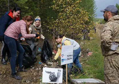 Волонтеры БоАЗа провели акцию по уборке берегов реки во время экомарафона «День Карабулы»