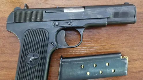Житель Кемерово хранил дома самодельный пистолет