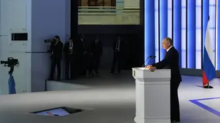 Владимир Путин во время онлайн-трансляции предложил создать специальный фонд адресной помощи