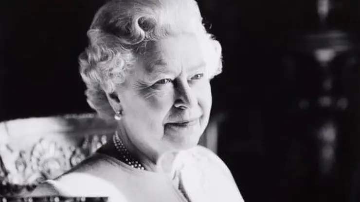 Королева Великобритании Елизавета II скончалась с четверга на пятницу