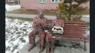 В Новосибирской области памятник «Всем родителям» разрушили вандалы
