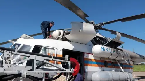 Вертолет Ми-8 направили на север Хабаровского края для тушения лесных пожаров