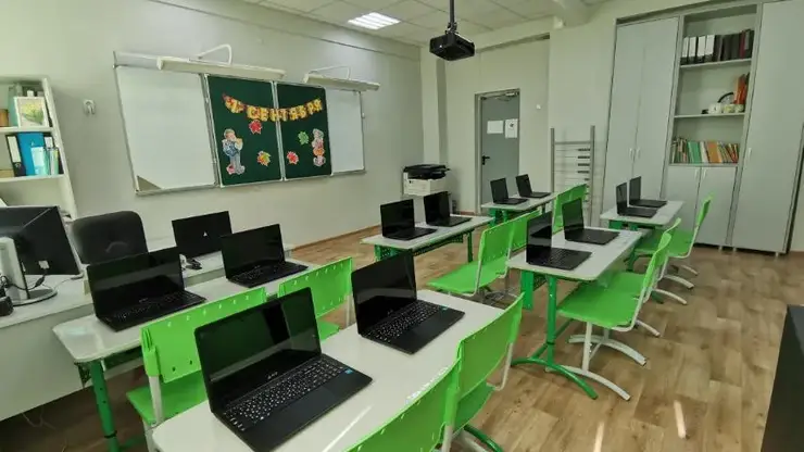 В Красноярском крае четырём школам передали новое оборудование для детей с ОВЗ