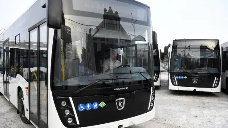 В Хакасии ограничили движение общественного транспорта из-за снегопада