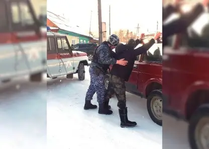 Житель Бурятии угнал автомобиль и застрял на нем в снегу