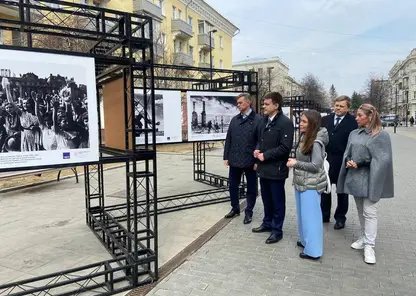 В Красноярске в сквере Дзержинского открылась фотовыставка «Мы этой памяти верны»