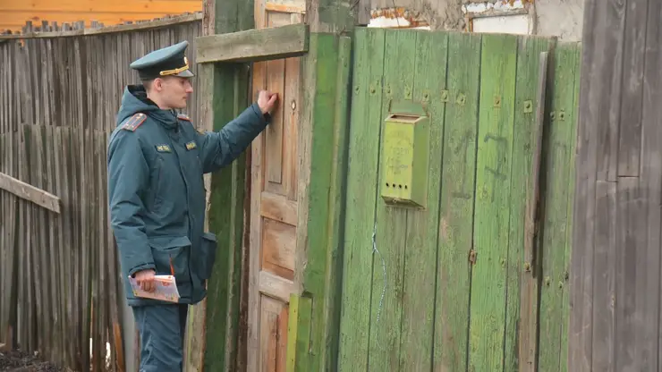 В Ленинском районе Красноярска с начала этого года провели 130 рейдов по пожарной безопасности