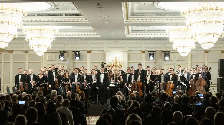 В России состоялся премьерный концерт международного оркестра TV BRICS