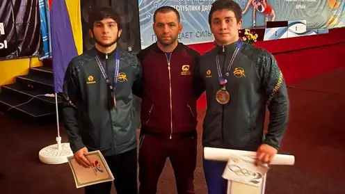 Красноярские спортсмены выиграли две медали на международном турнире по греко-римской борьбе