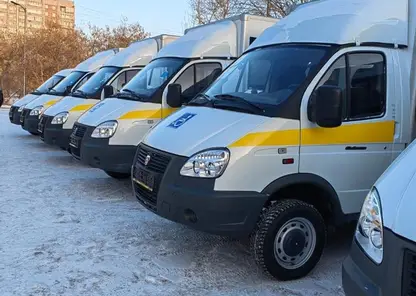 Шесть новых машин получил Красноярск для службы социального такси