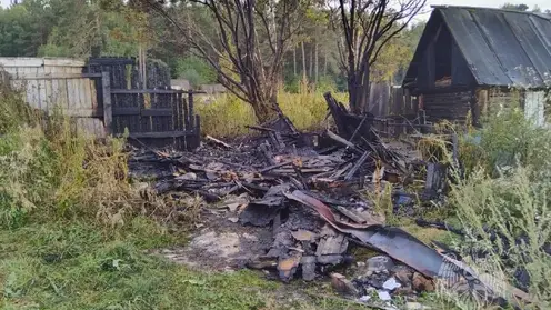 В Красноярском крае сгорел дачный дом