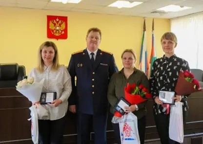 В Красноярске в СК наградили воспитателей детсада за спасение детей
