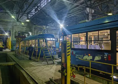 В Новокузнецк к праздникам привезли новый общественный транспорт