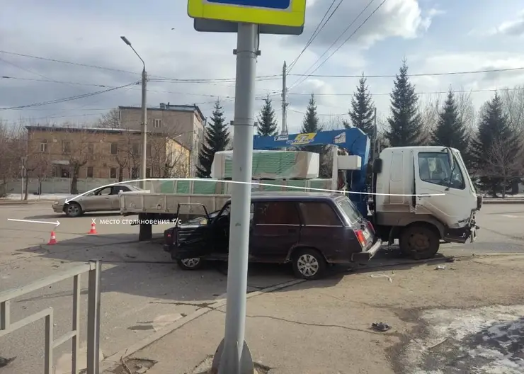 В Красноярске два человека пострадали в ДТП на пр. Свободный