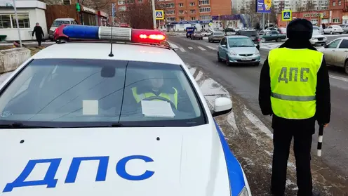 В Емельяновском районе пьяный водитель без прав устроил «гонки» с экипажем ДПС