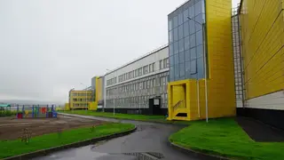 Самая крупная за Уралом школа получила разрешение на ввод в эксплуатацию