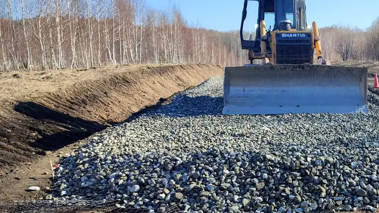В Красноярском крае за три года отремонтируют дорогу между сёлами Ермаковское и Разъезжее