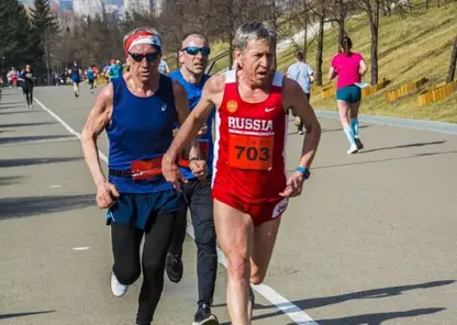 Красноярские пенсионеры завоевали 2 медали на первенстве России по бегу среди ветеранов