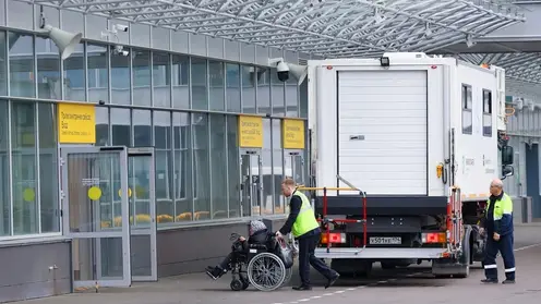 В аэропорту Красноярска действует услуга сопровождения маломобильных пассажиров