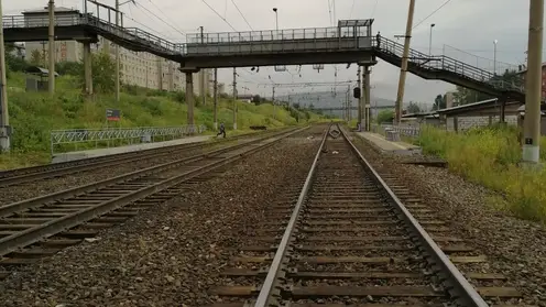 Женщину насмерть сбил поезд в Иркутской области