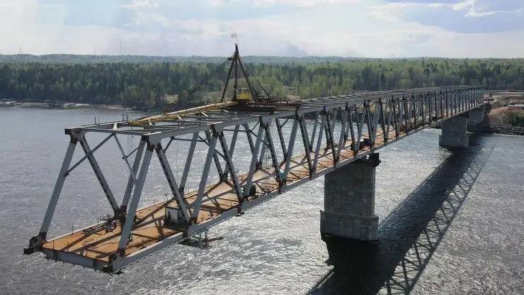 Строители Высокогорского моста в Красноярском крае возвели 10 из 11 опор