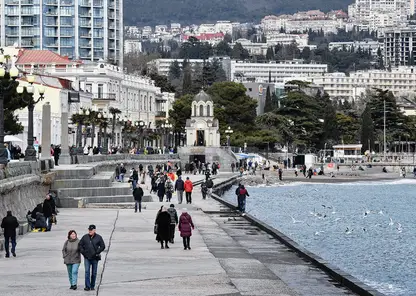 Застрявшим в Крыму из-за взрыва на мосту туристам разрешили сутки пожить в отелях