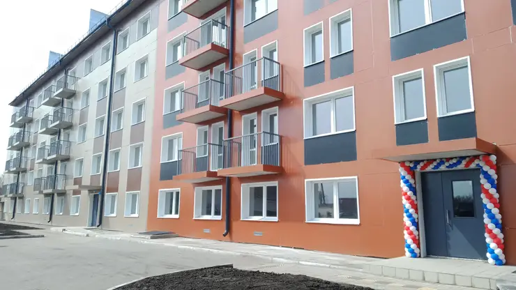 Жители Ачинска получили ключи от новых квартир